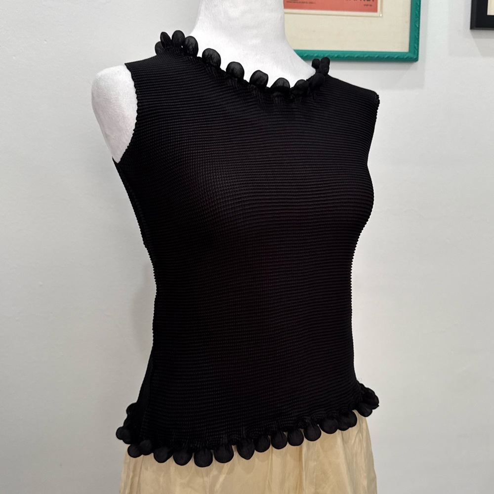 ISSEY MIYAKE Black Pleated Pom Pom Top | Rare Archival Y2K Designer